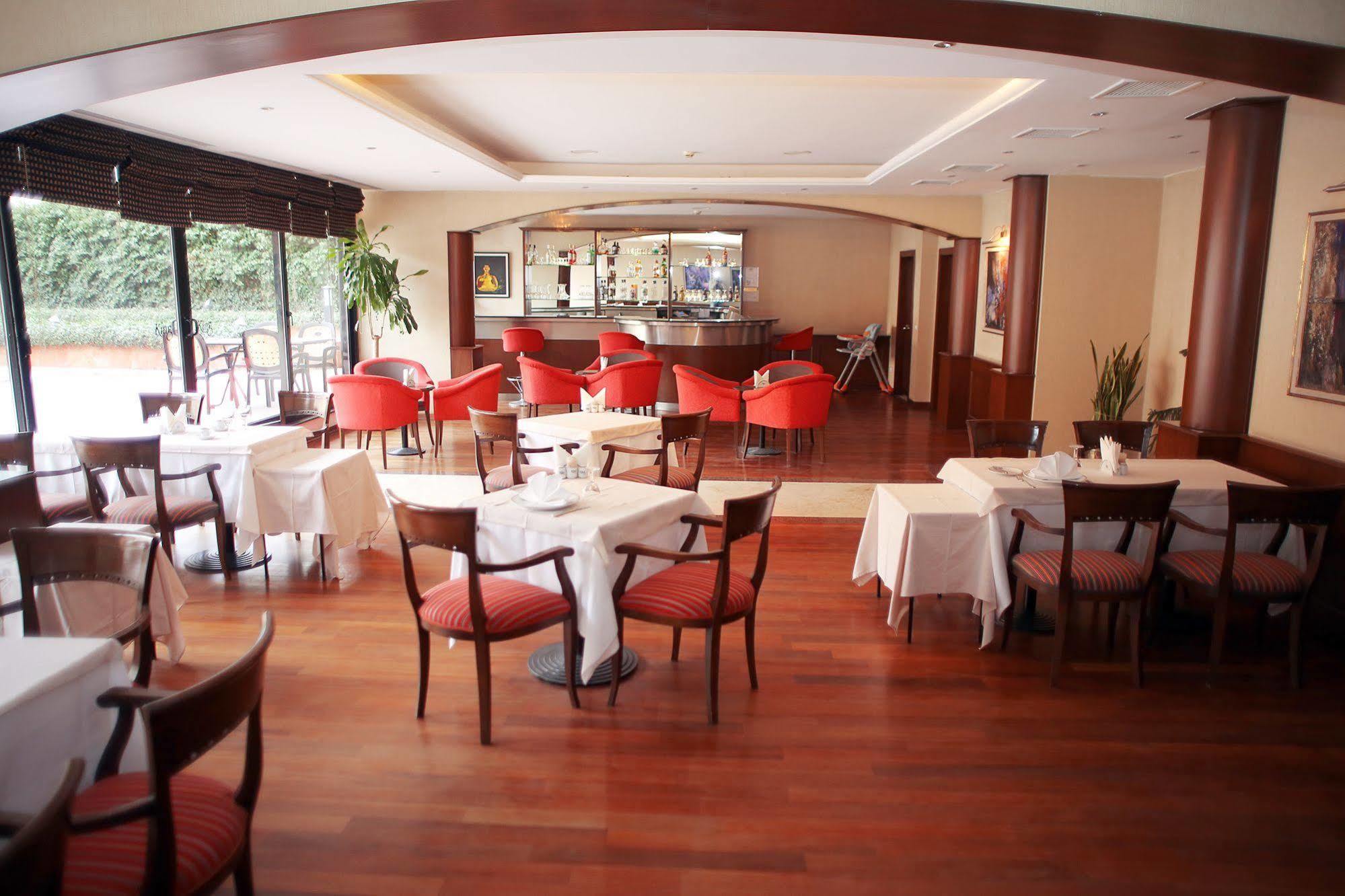 King Hotel Cankaya Ancara Exterior foto
